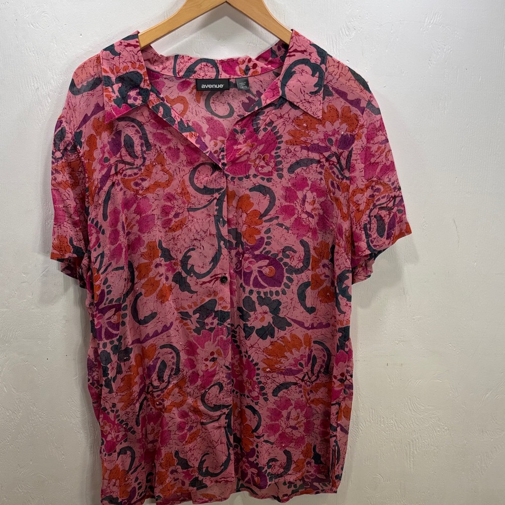 Avenue Berry Pink and Orange & Gray Abstract Floral Button-Down Blouse 14 /16